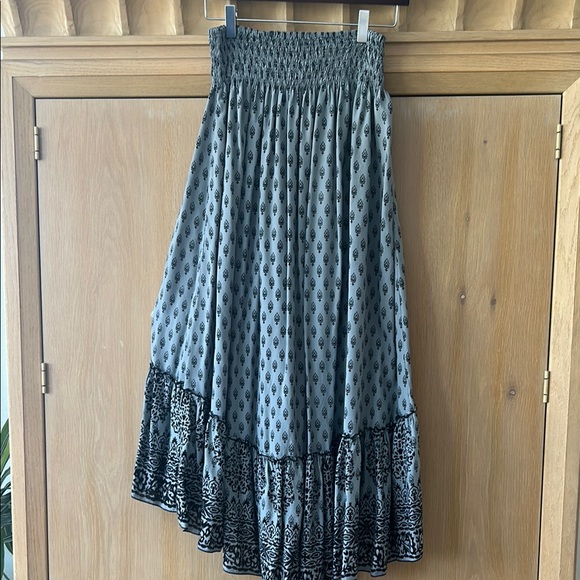 Black and Gray Boho style High-Low skirt - Picture 2 of 4